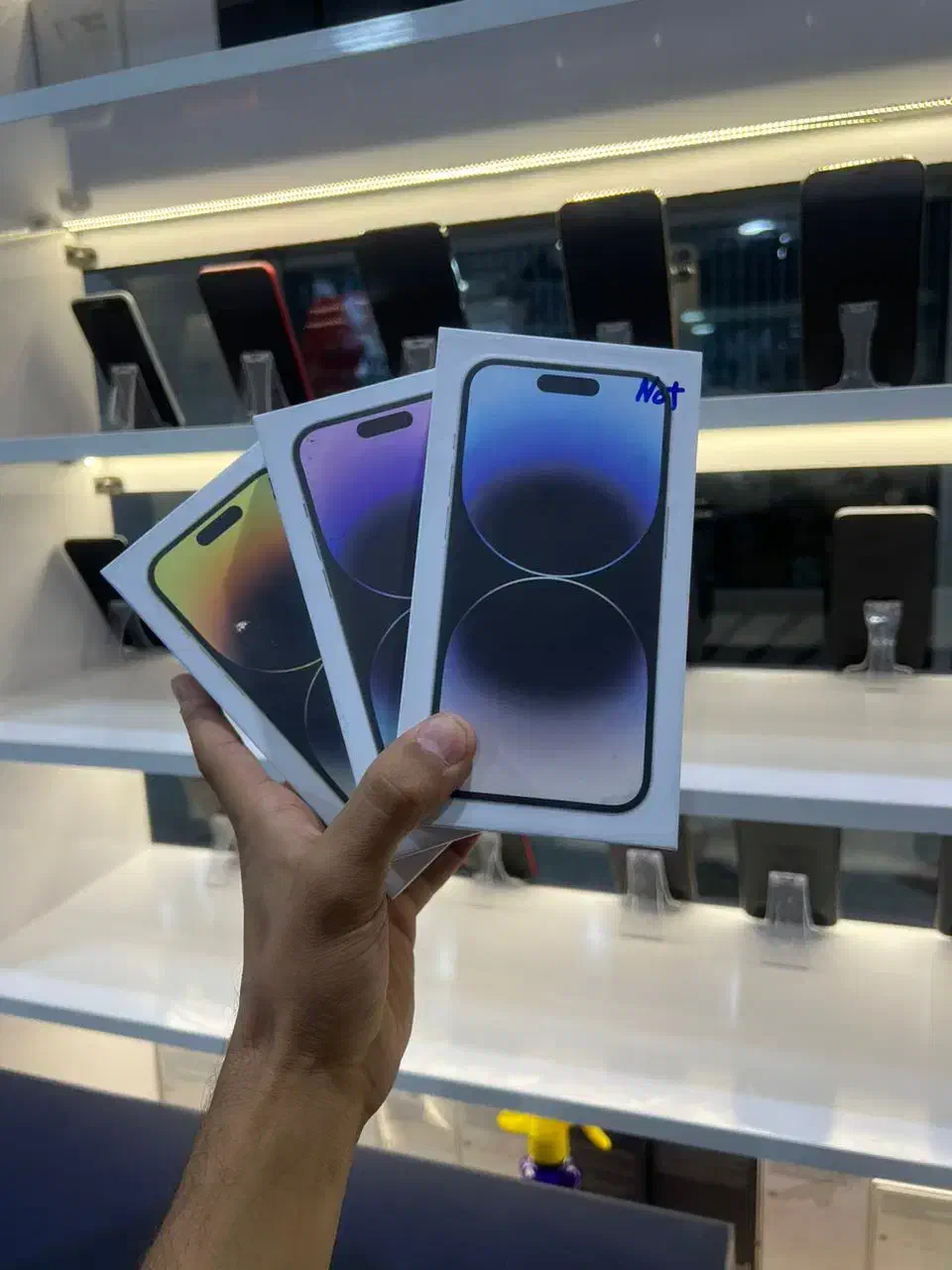 گوشی آیفون 14pro256دوسیم آکبند با گارانتی اصلی|موبایل|تهران, جمهوری|دیوار