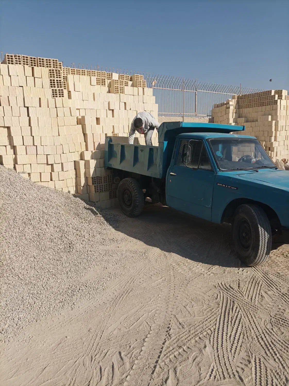 مصالح ساختمانی شایان ، خیابان گلزار شمالی|خدمات حمل و نقل|اصفهان, گلزار|دیوار