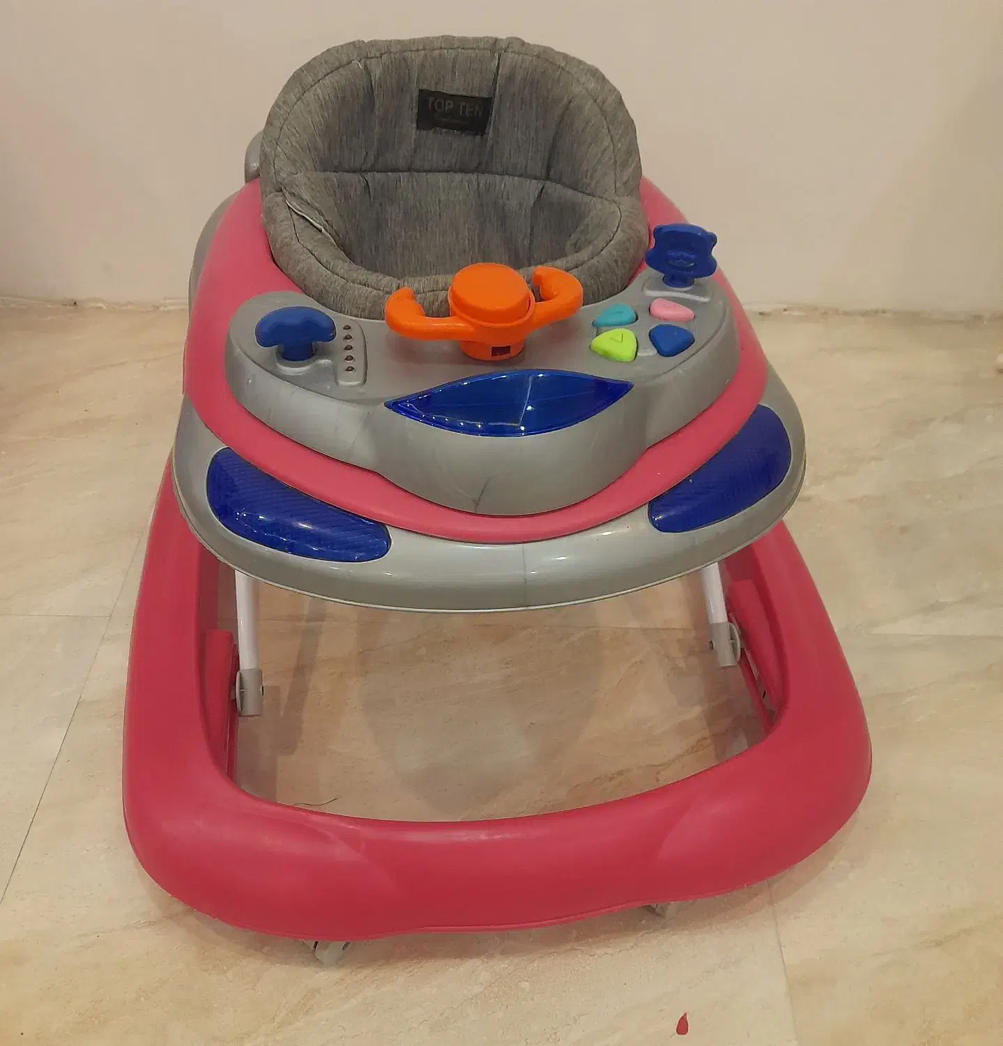 روروئک|اسباب و اثاث بچه|رشت, حومه رشت|دیوار