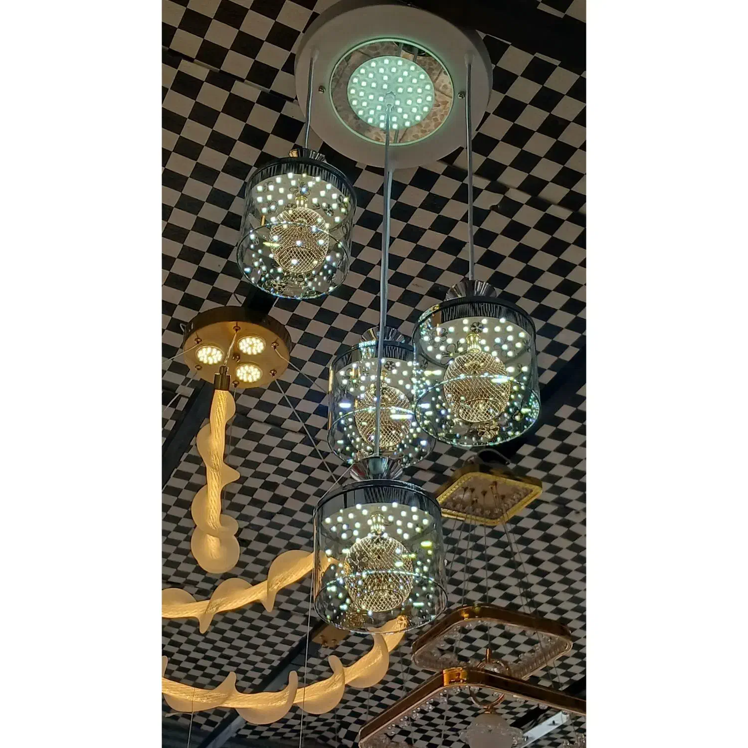 لوستر|لامپ و چراغ|خمینی‌شهر, |دیوار