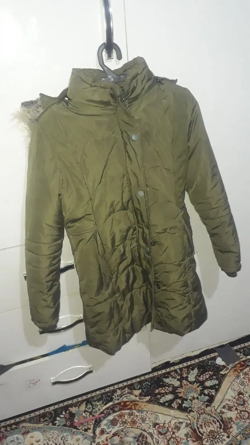 تعدادی کاپشن پالتووماکسی ویک عددمجلسی|لباس|بیرجند, |دیوار