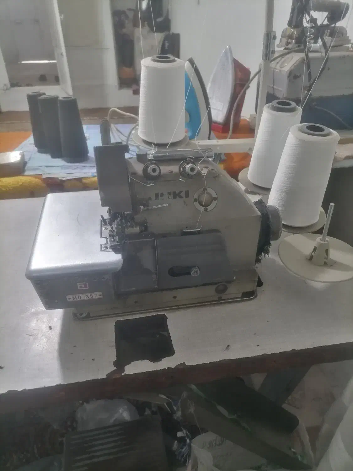 چرخ خیاطی|چرخ خیاطی و ریسندگی|مشهد, کارگران|دیوار