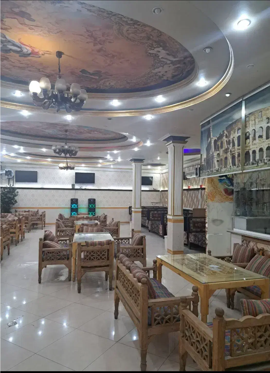 اجاره سالن۲۰۰متری با طراحی سنتی مناسب کافه رستوران|اجارهٔ مغازه و غرفه|کرمانشاه, |دیوار