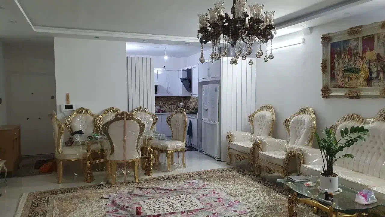 آپارتمان ۱۱۰ متری طبقه سوم سر جلو|فروش آپارتمان|مشهد, کوی المهدی|دیوار