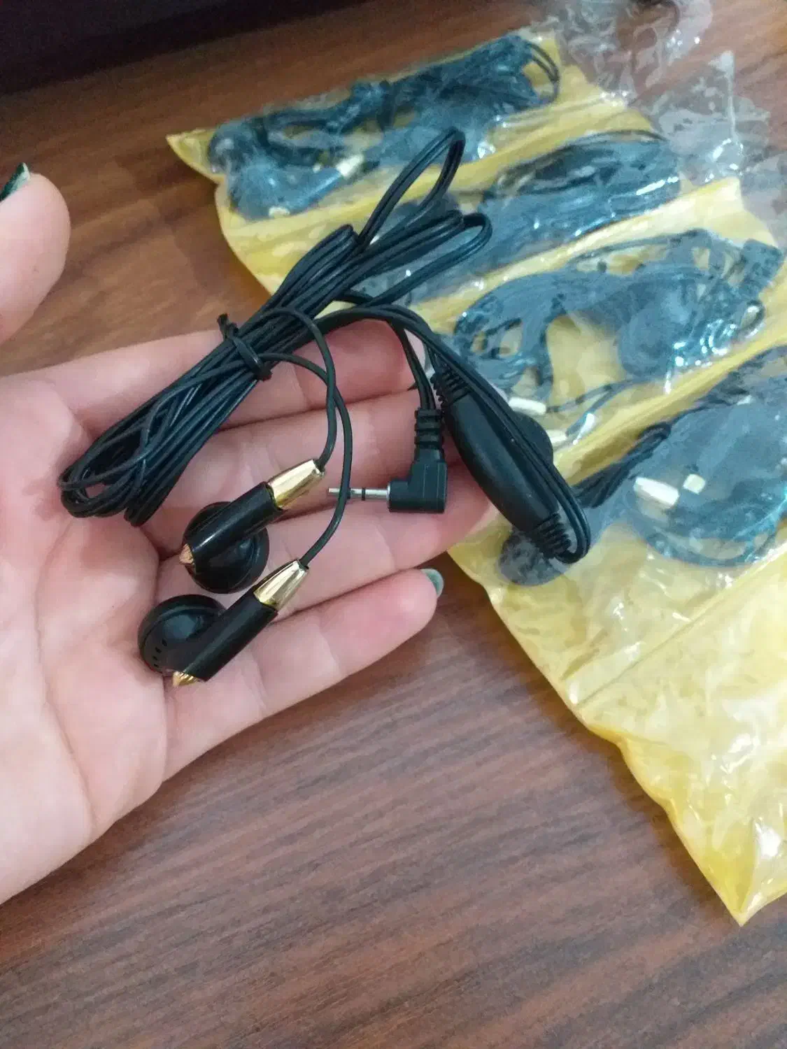 هندزفری سوزنی|لوازم جانبی موبایل و تبلت|همدان, |دیوار