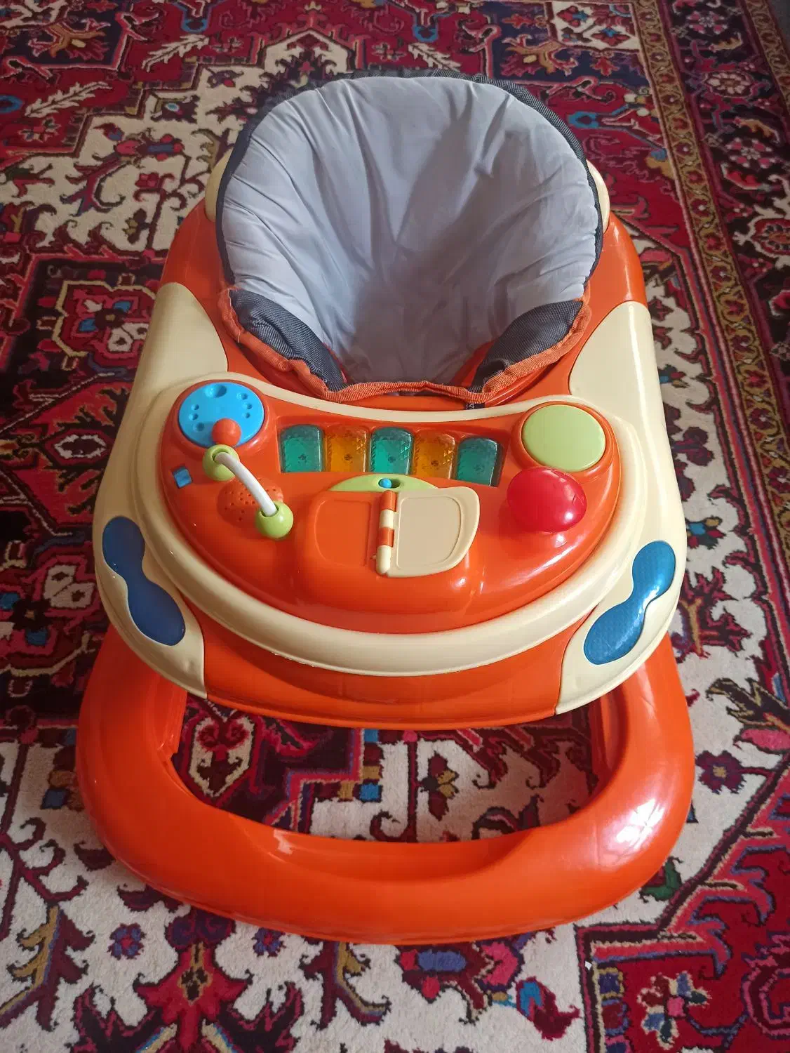 روروئک|اسباب و اثاث بچه|تبریز, |دیوار