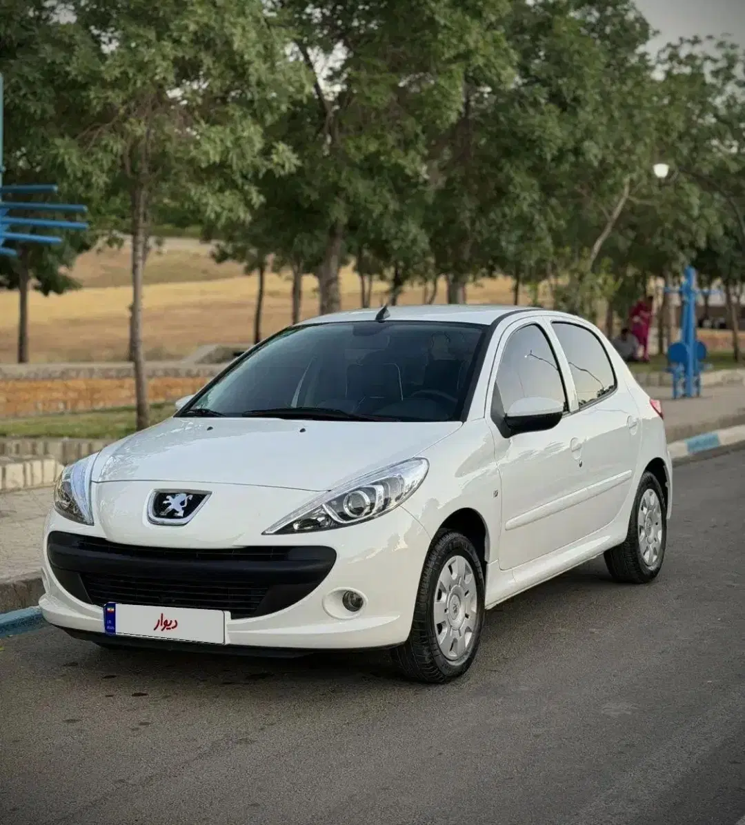 207 سقف فلز مدل 1400|خودرو سواری و وانت|تهران, نارمک|دیوار