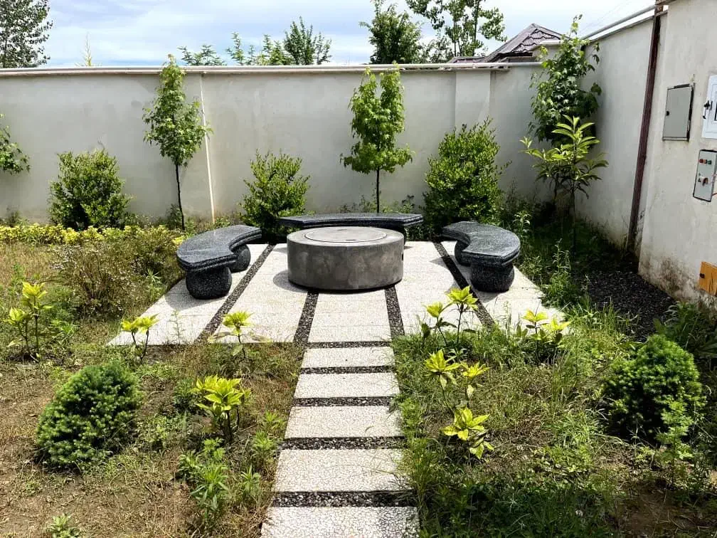 اجاره عمارت استخر دار ویو کوهستانی|اجارهٔ کوتاه‌مدت ویلا و باغ|رشت, کوی غلام نیا|دیوار