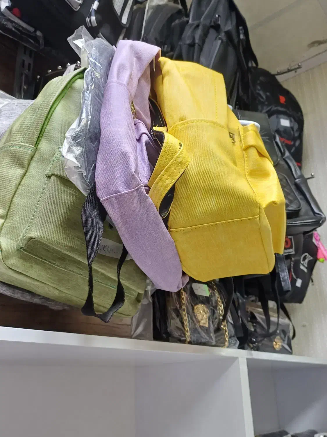 حراج انواع کوله های پیش دبستانی وابتدایی ودبیرستان|کیف، کفش، کمربند|کرمانشاه, |دیوار