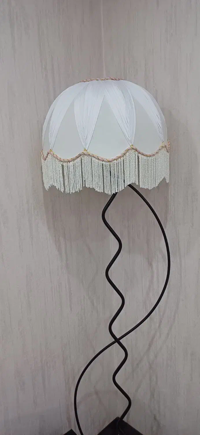 آباژور|چراغ خواب و آباژور|شیراز, قدوسی غربی|دیوار