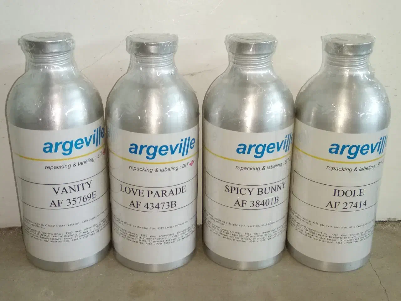 حراج عطریات فرانسوی|آرایشی، بهداشتی، درمانی|فولادشهر, A1|دیوار