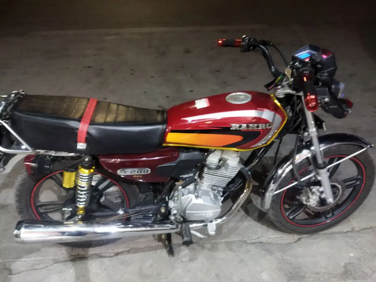 موتور رهرو 200انژکتوری|موتورسیکلت|اصفهان, تیران|دیوار