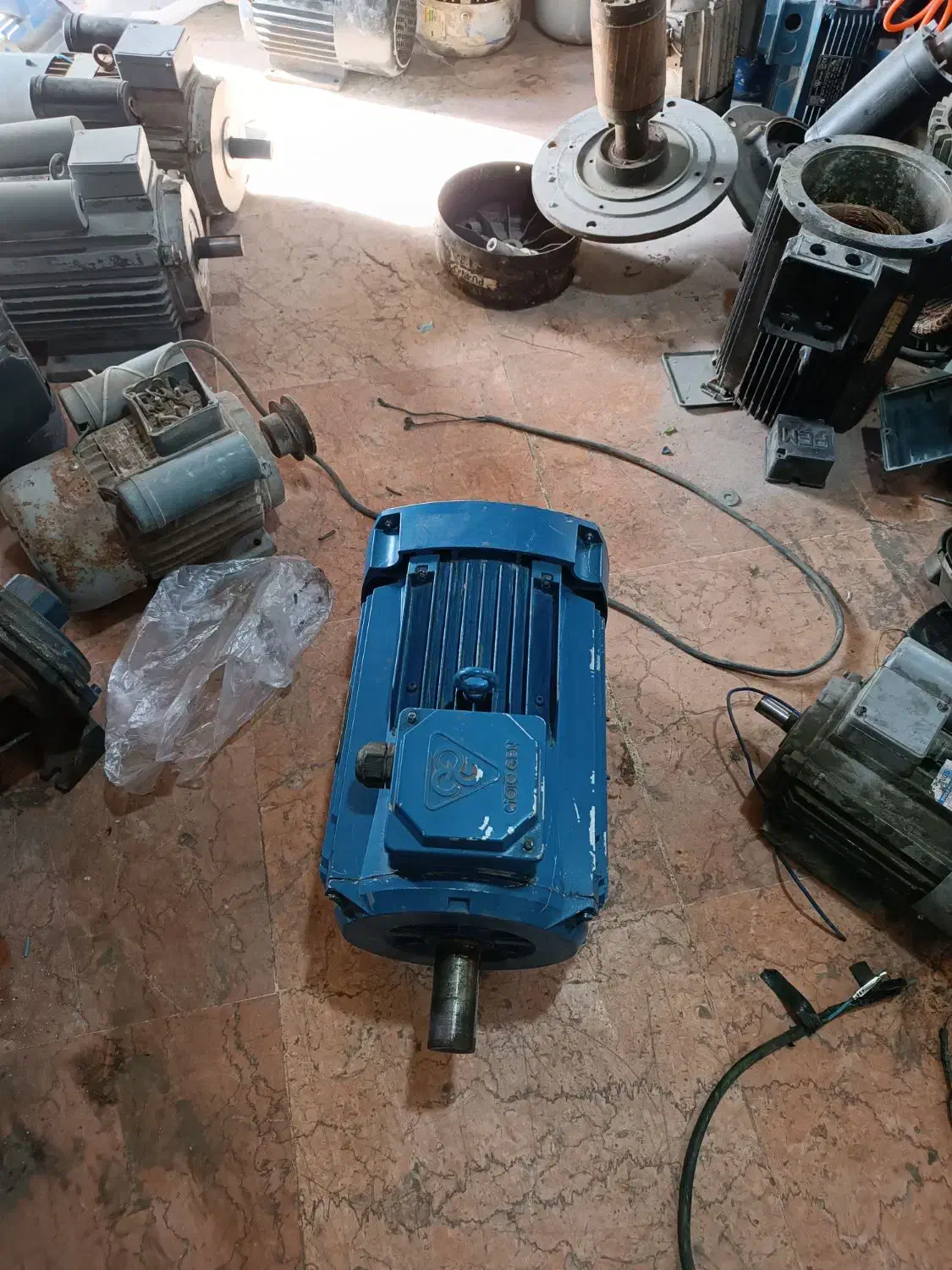 دینام 10 و 7.5اسب 3000دور موتوژن|ماشین‌آلات صنعتی|تهران, شهرک آسمان|دیوار