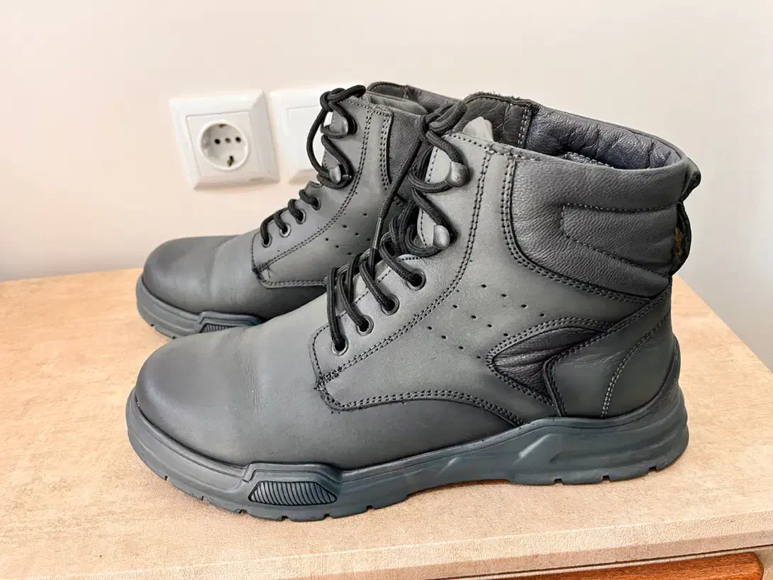 نیم پوت آبی رنگ ۴۱سایزبزرگ|کیف، کفش، کمربند|شاهین دژ, |دیوار