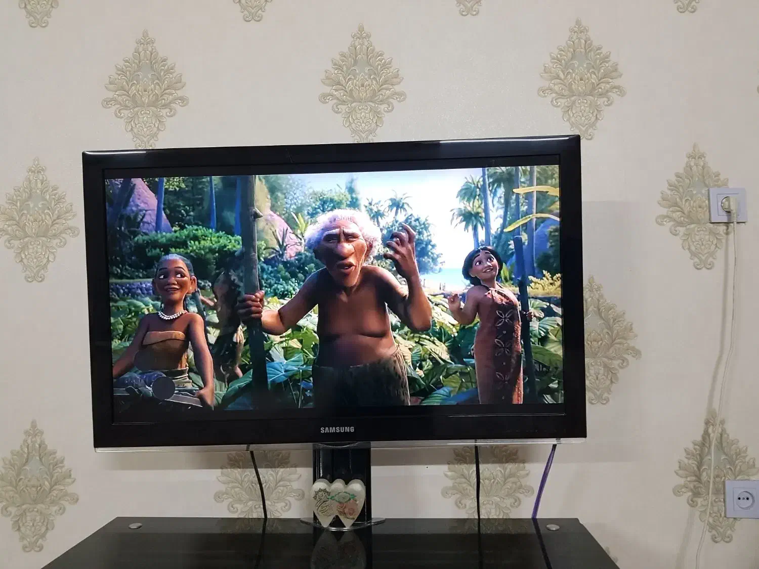 ال سی دی سامسونگ ۴۰ اینچ|تلویزیون و پروژکتور|مشهد, انقلاب|دیوار