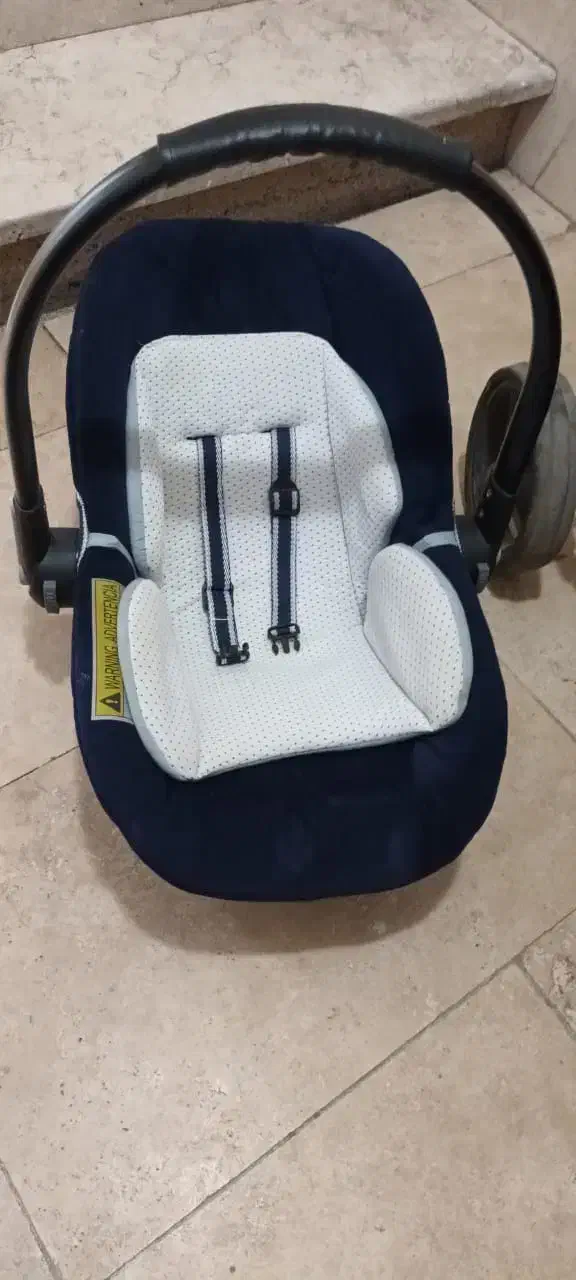 کریر و نی نی لالای|کالسکه و لوازم جانبی|ری, فیروزآبادی|دیوار