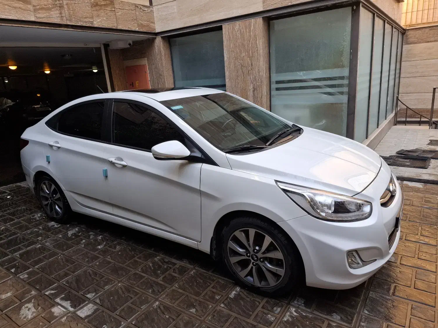 هیوندا اکسنت مونتاژ|خودرو سواری و وانت|شیراز, عفیف‌آباد|دیوار