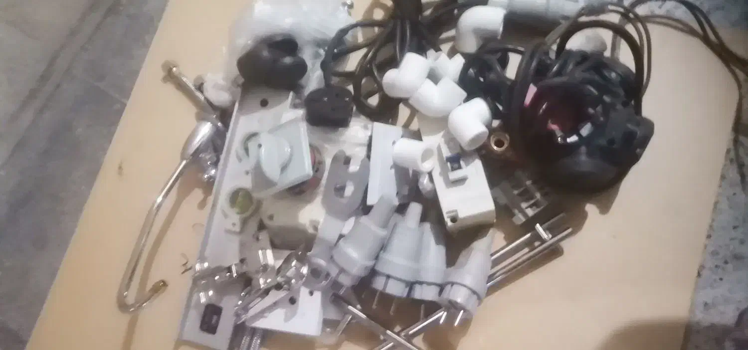 وسایل برقی|سایر لوازم برقی|پرند, فاز ۱|دیوار