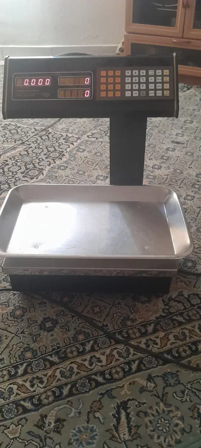 ترازو دیجیتال حافظه دار حداکثر30 ک حداقل 10گرم|فروشگاه و مغازه|گرگان, |دیوار