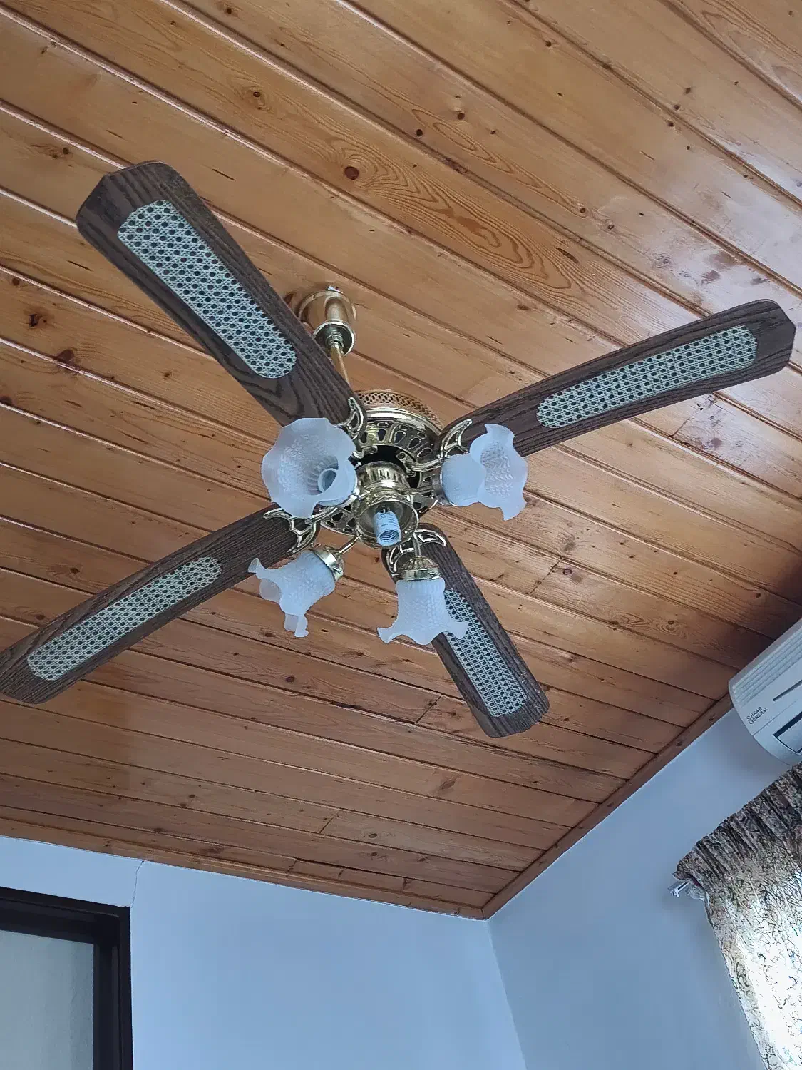 پنکه سقفی لوستری هومهر طرح چوب|پنکه و تصفیه‌کنندهٔ هوا|سلمان‌شهر, |دیوار