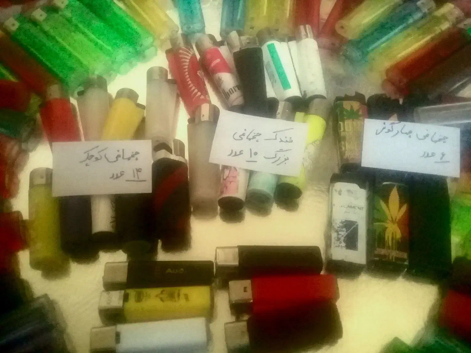 تعدادی فندک برای فروش همه سالم هستند|کلکسیون و سرگرمی|قزوین, |دیوار