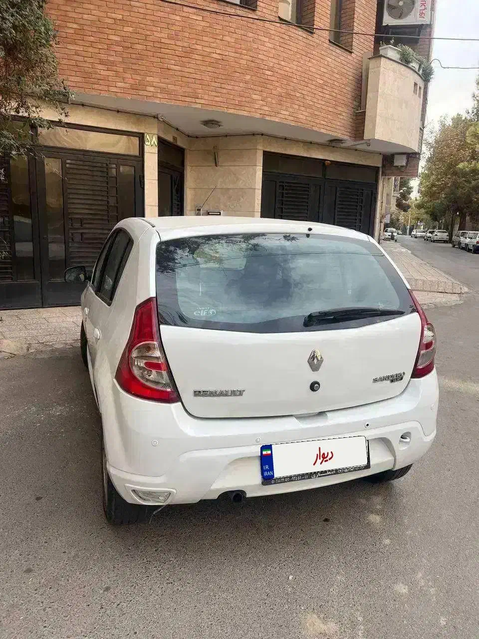 رنو ساندرو مدل ۹۵ اتومات|خودرو سواری و وانت|مشهد, رضاشهر|دیوار