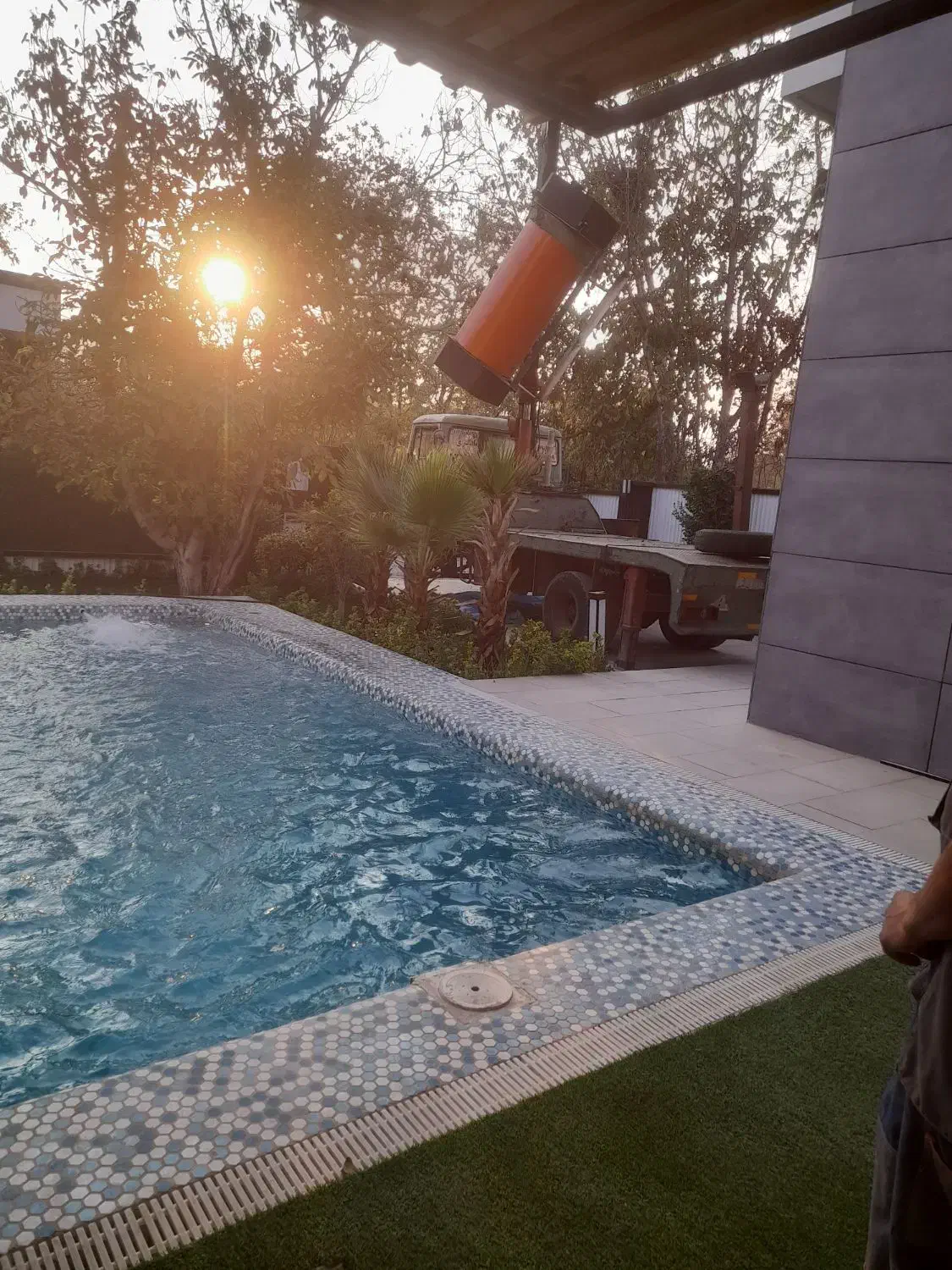 اجرا لاین نوری و استخر جکوزی و موتوخانه|خدمات پیشه و مهارت|هشتگرد, هشتگرد قدیم|دیوار