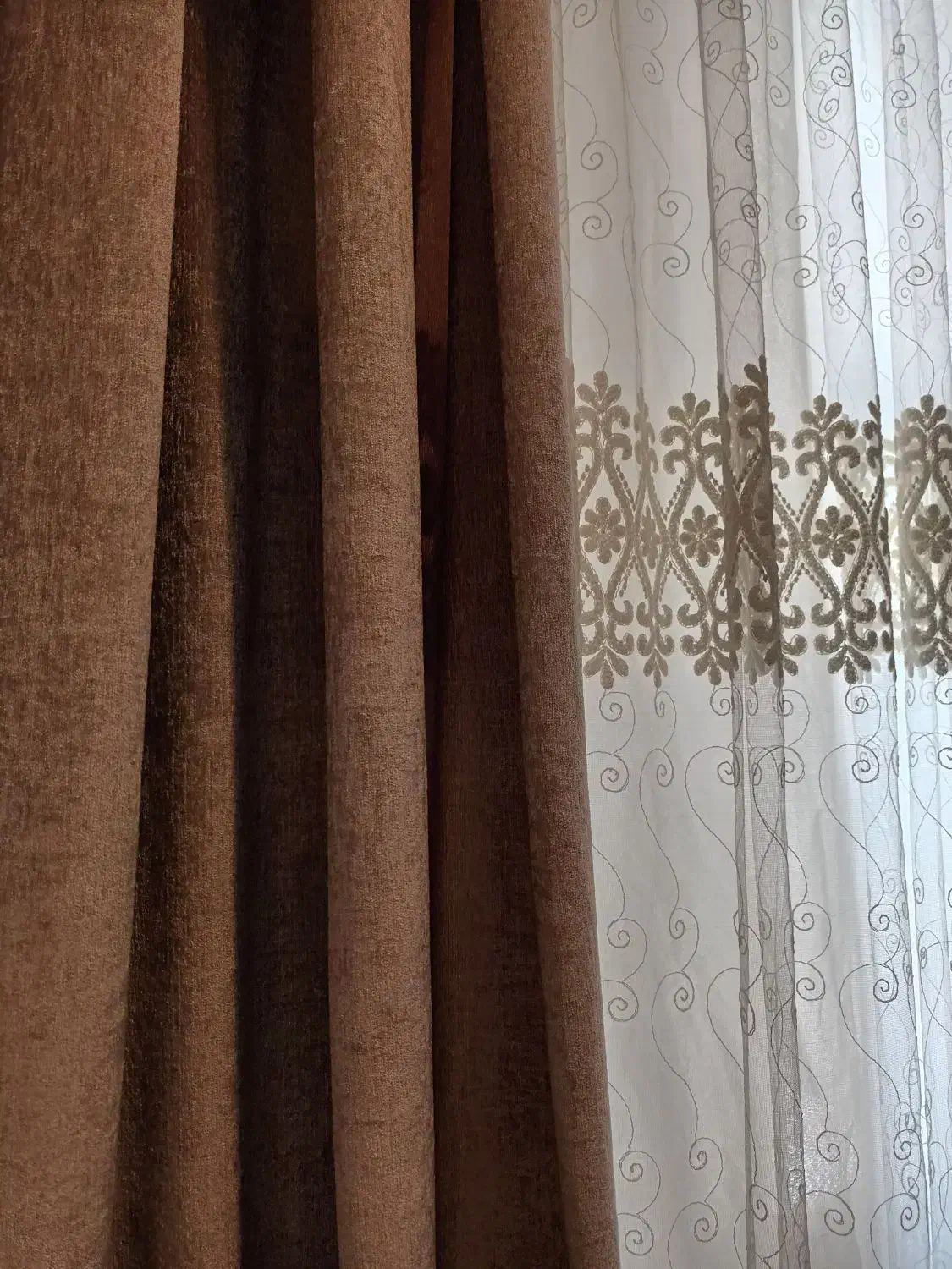 پرده زیبا و پارچه خارجی همراه والان|پرده، رانر، رومیزی|الشتر, |دیوار