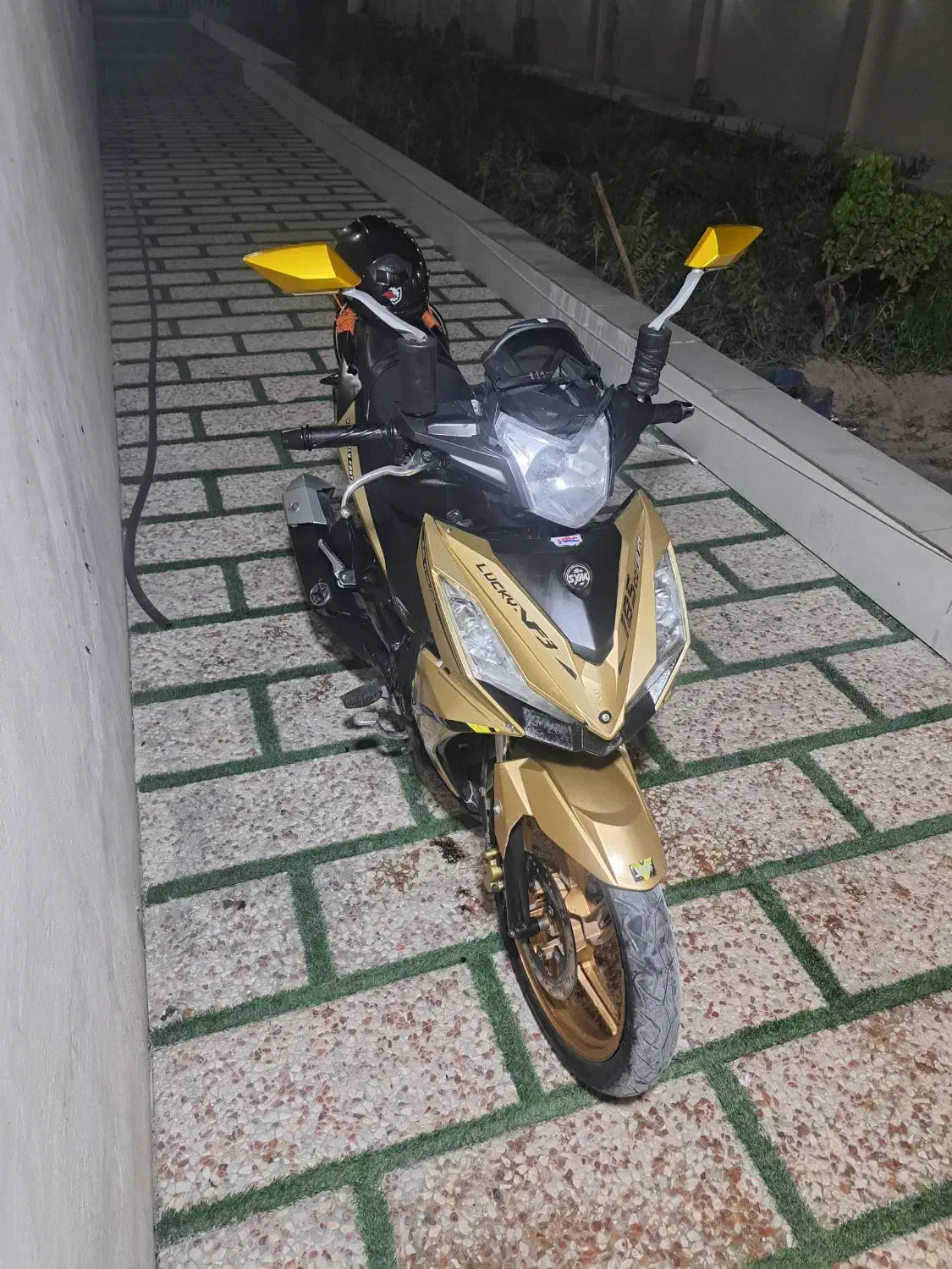 فروش لوازم لاکی ۱۸۵|قطعات یدکی و لوازم جانبی|شهریار, اصیل آباد|دیوار