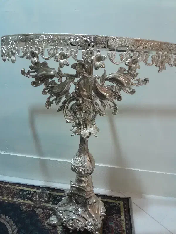 میز آینه|میز و صندلی غذاخوری|اصفهان, خیادان|دیوار