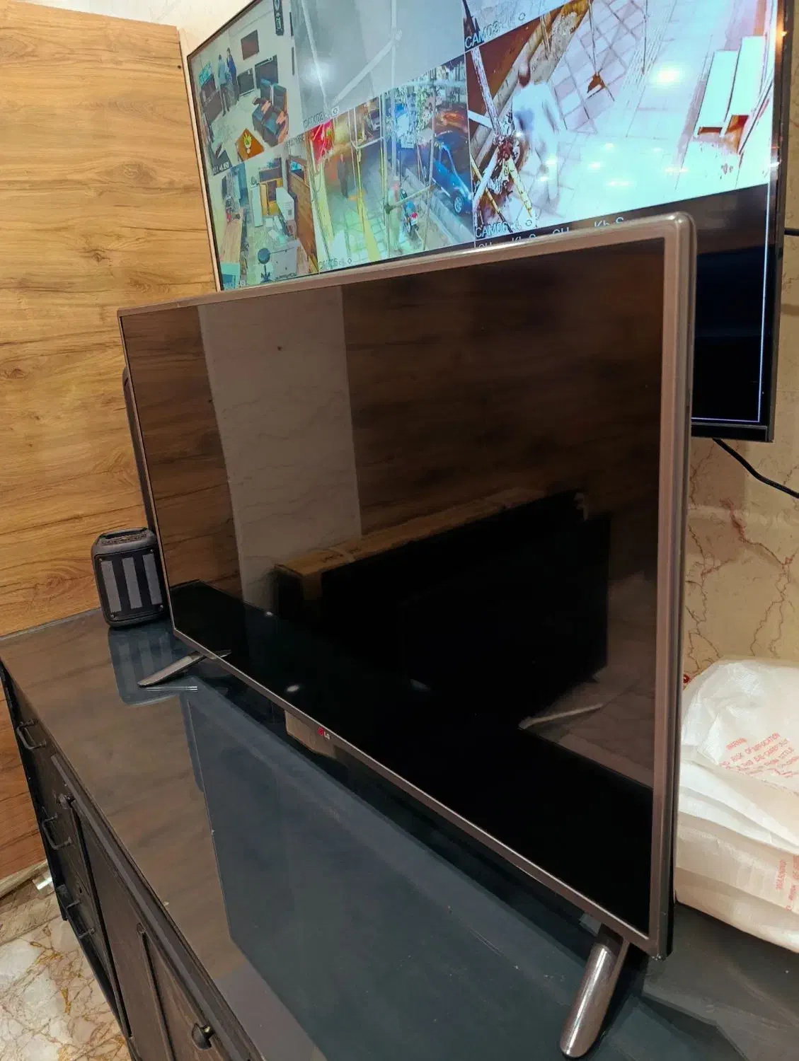 تلویزیون LG کره ای|تلویزیون و پروژکتور|سبزوار, کاشفی شمالی (دادگستری)|دیوار