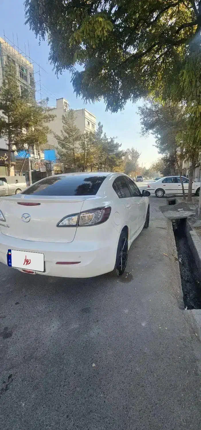 مزدا تمیز درحد صفر|خودرو سواری و وانت|مشهد, سرافرازان|دیوار