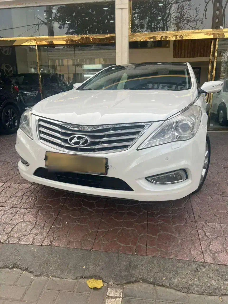 آزرا گرنجور 2013 فول سفید|خودرو سواری و وانت|مشهد, حرم مطهر رضوی|دیوار