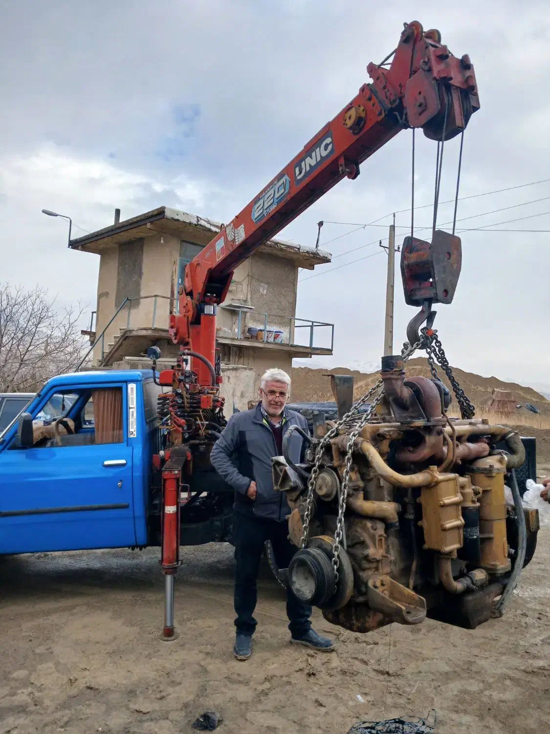 جرثقیل|خدمات حمل و نقل|بیستون, |دیوار