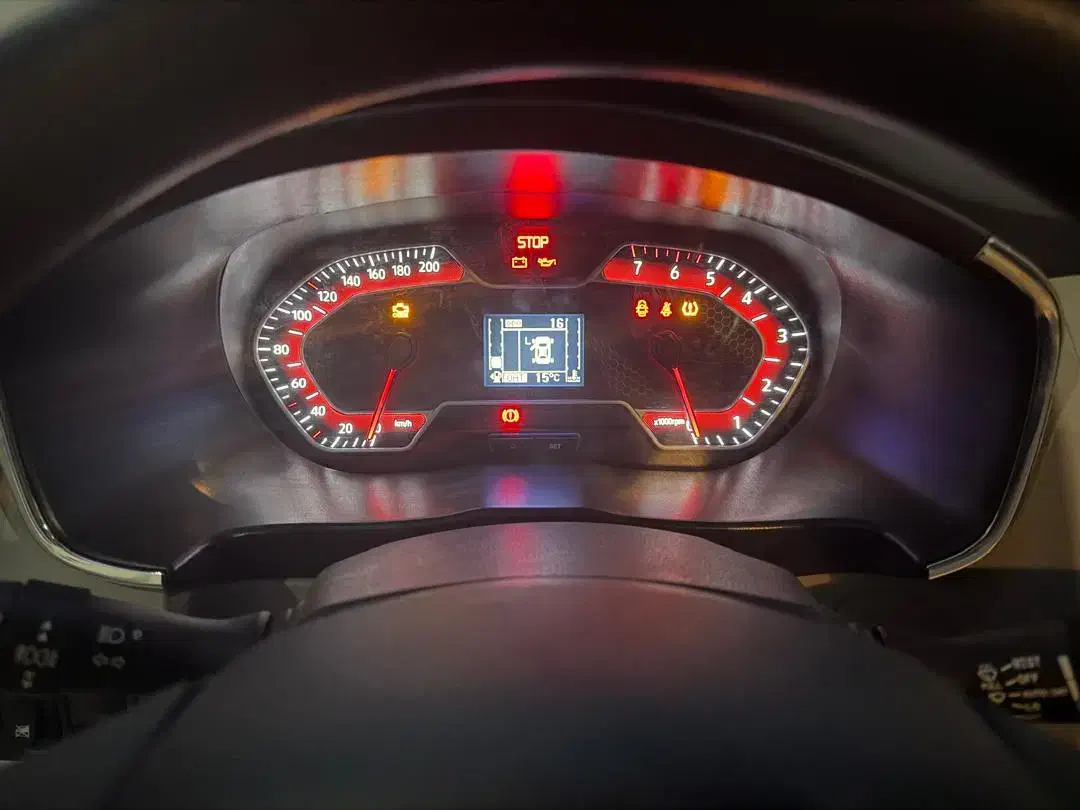 ماشین سهند سفید ۴۰۴|خودرو سواری و وانت|شیروان (خراسان), |دیوار