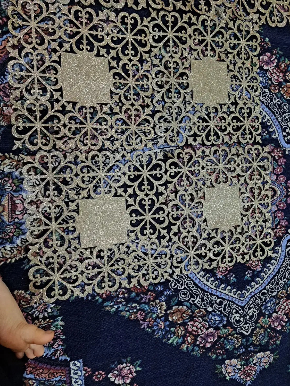 رومیزی یک عدد بزرگ 4 عدد کوچک|پرده، رانر، رومیزی|اهواز, لشکرآباد|دیوار