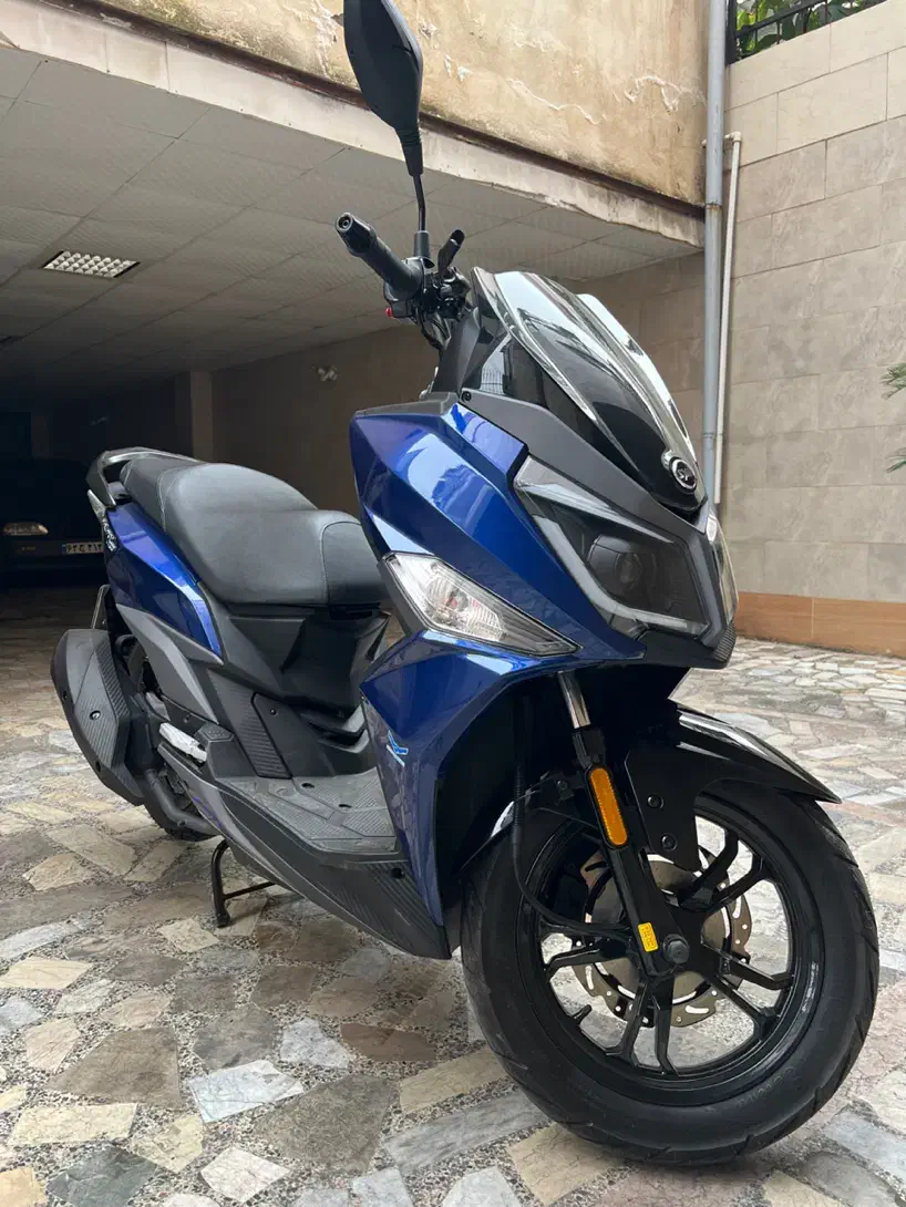 موتورسیکلت j200 sym|موتورسیکلت|رشت, معلم|دیوار