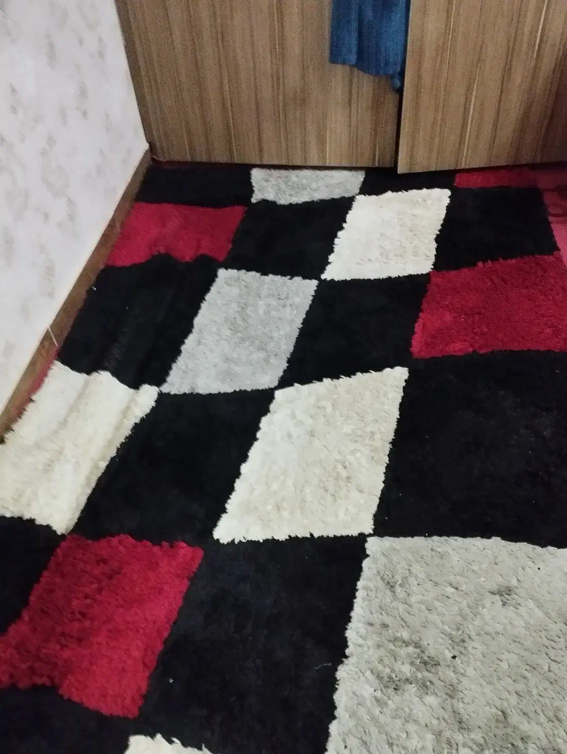 فرش پرز بلند|فرش|بندرعباس, |دیوار