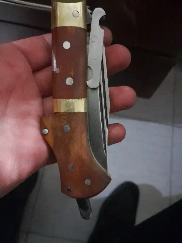 چاقو|کلکسیون اشیاء عتیقه|مراغه, |دیوار