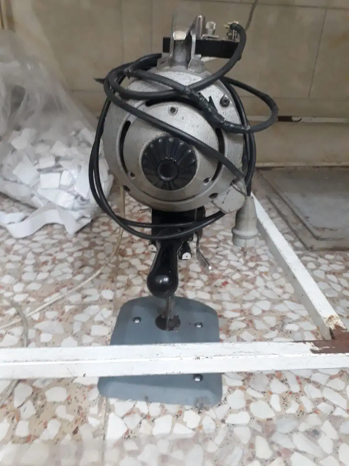 قیچی برقی هشت پرجک|لوازم خیاطی و بافتنی|قم, نیروگاه|دیوار