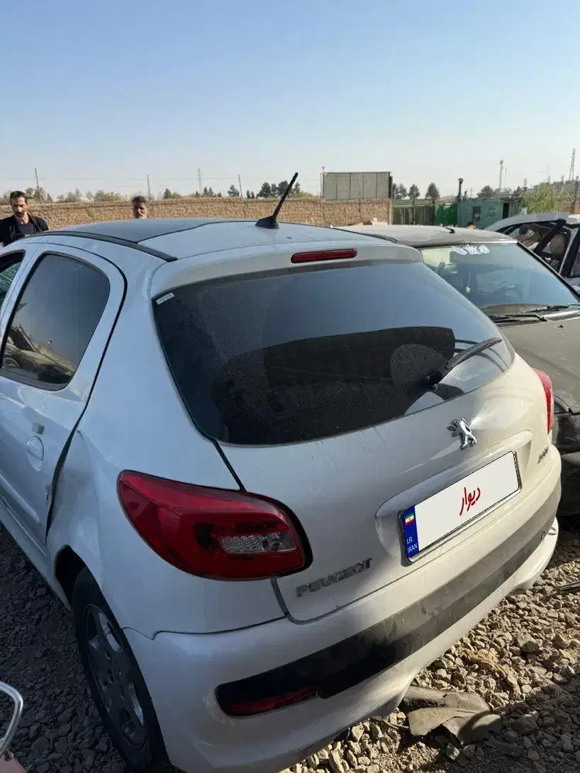 خودرو ۲۰۷ تصادفی مدل ۱۴۰۲|خودرو سواری و وانت|آبیک, |دیوار