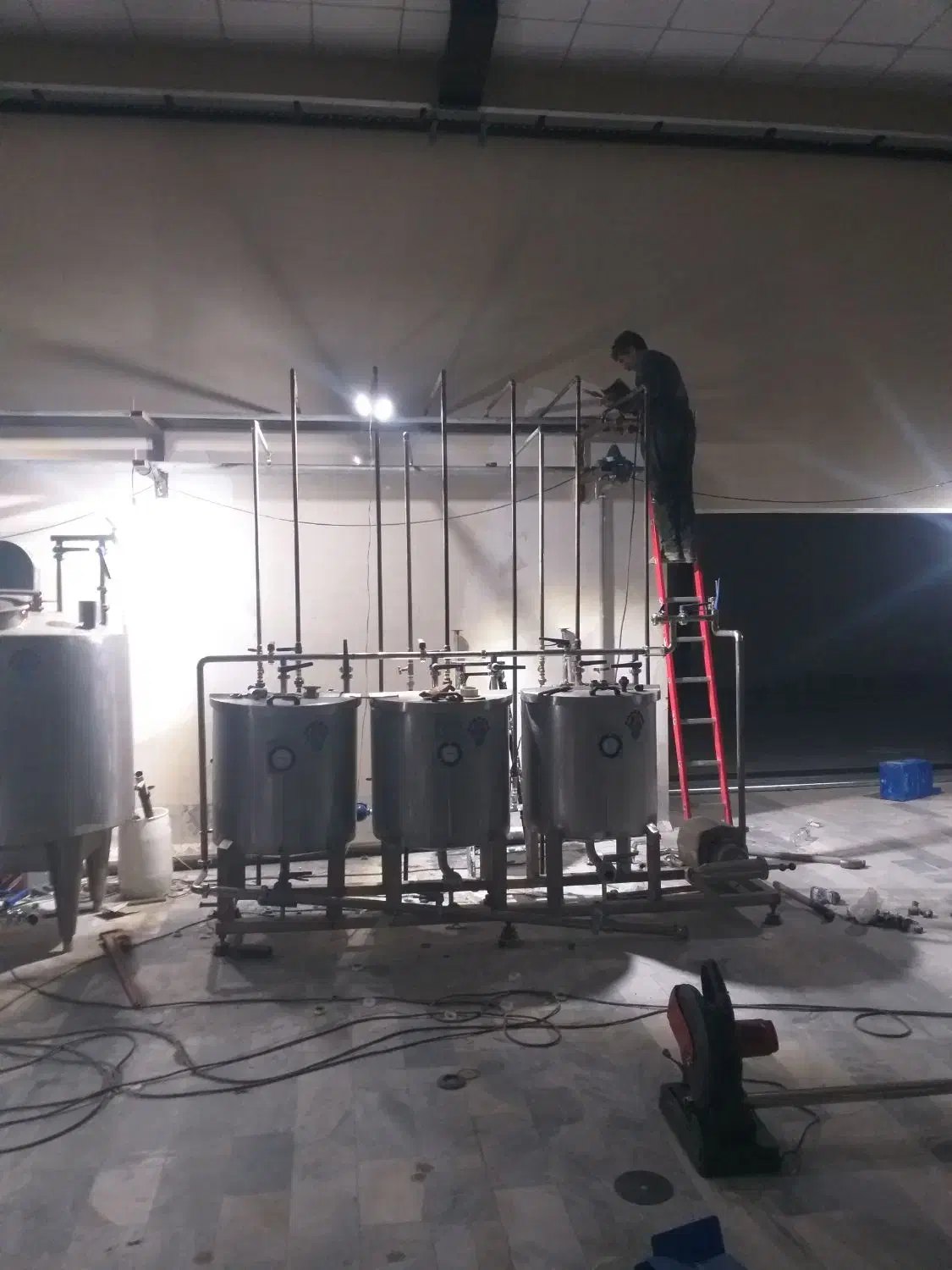 اجرای تاسیسات حرارتی و برودتی و خرده کاری|خدمات پیشه و مهارت|اردبیل, |دیوار