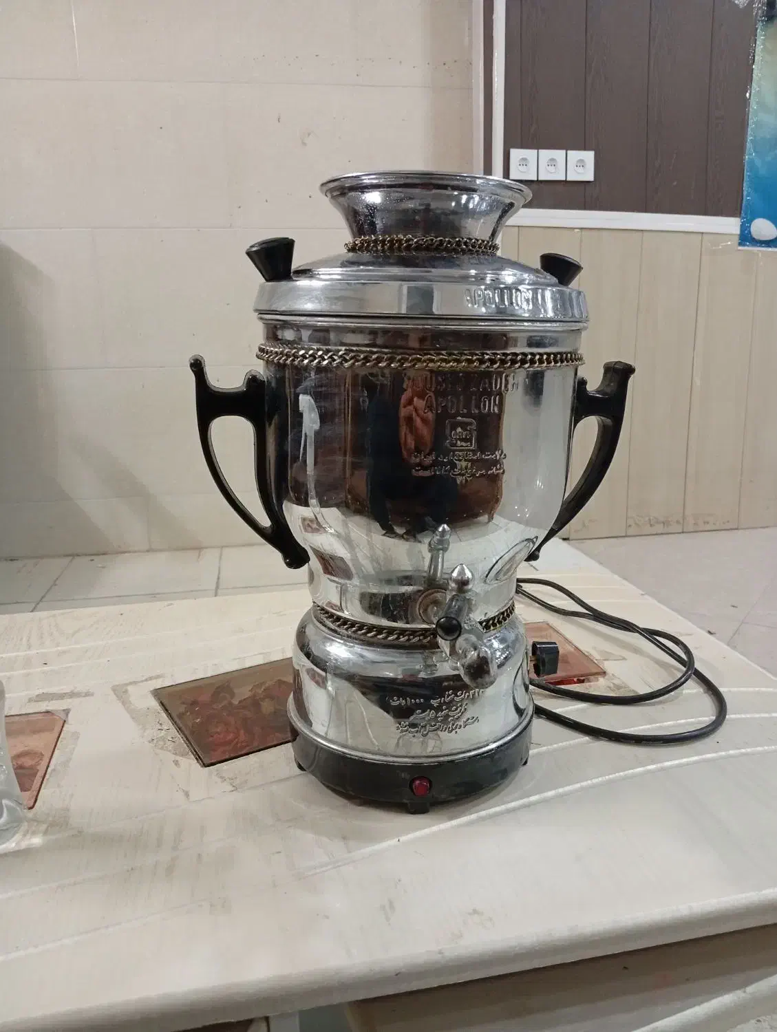 سماور برقی|سماور، چایساز، قهوهساز|بادرود, |دیوار