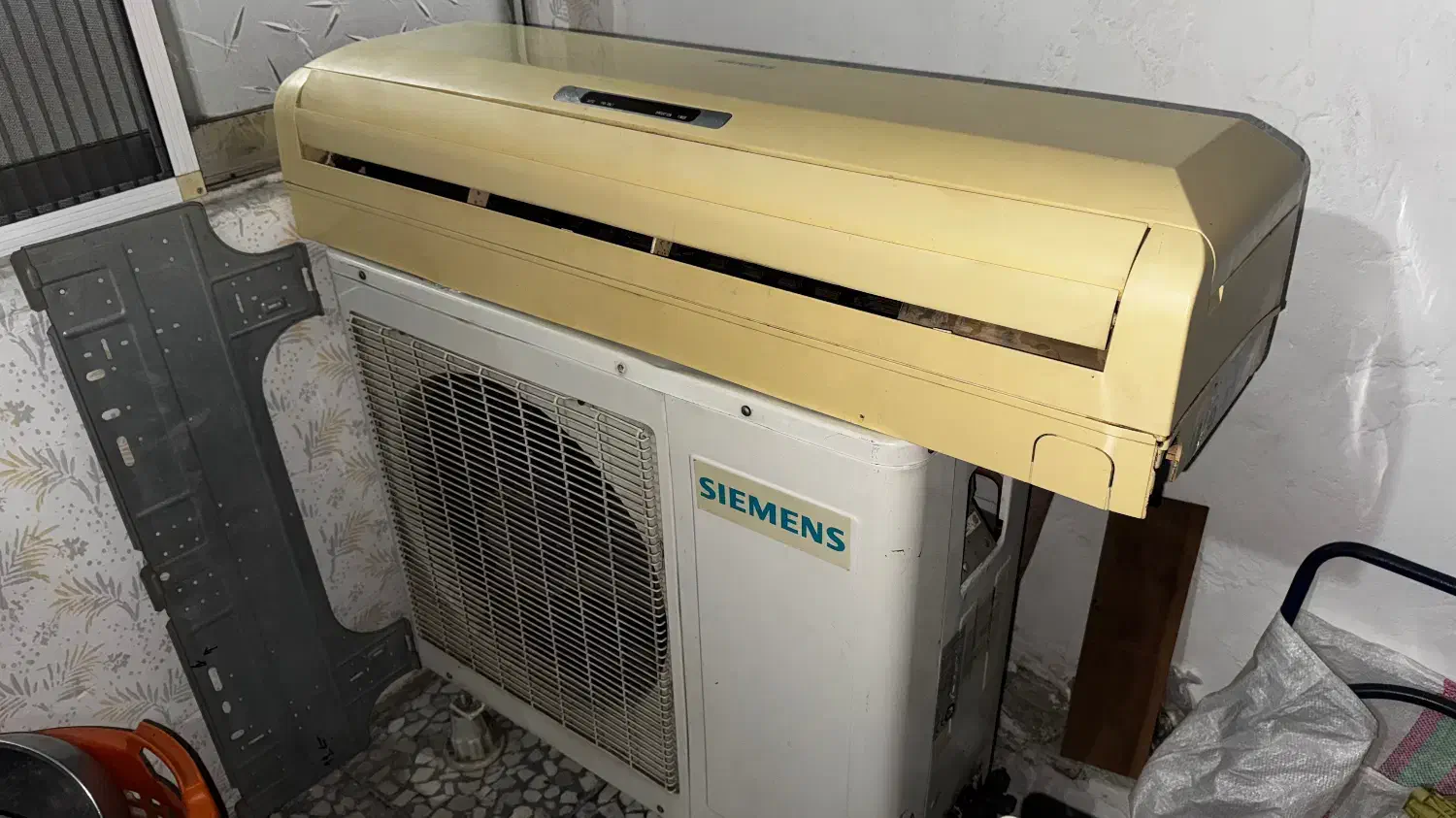 کولر ۲۴۰۰۰زیمنس کاملا سالم|کولر گازی و فن‌کوئل|قائم‌شهر, |دیوار