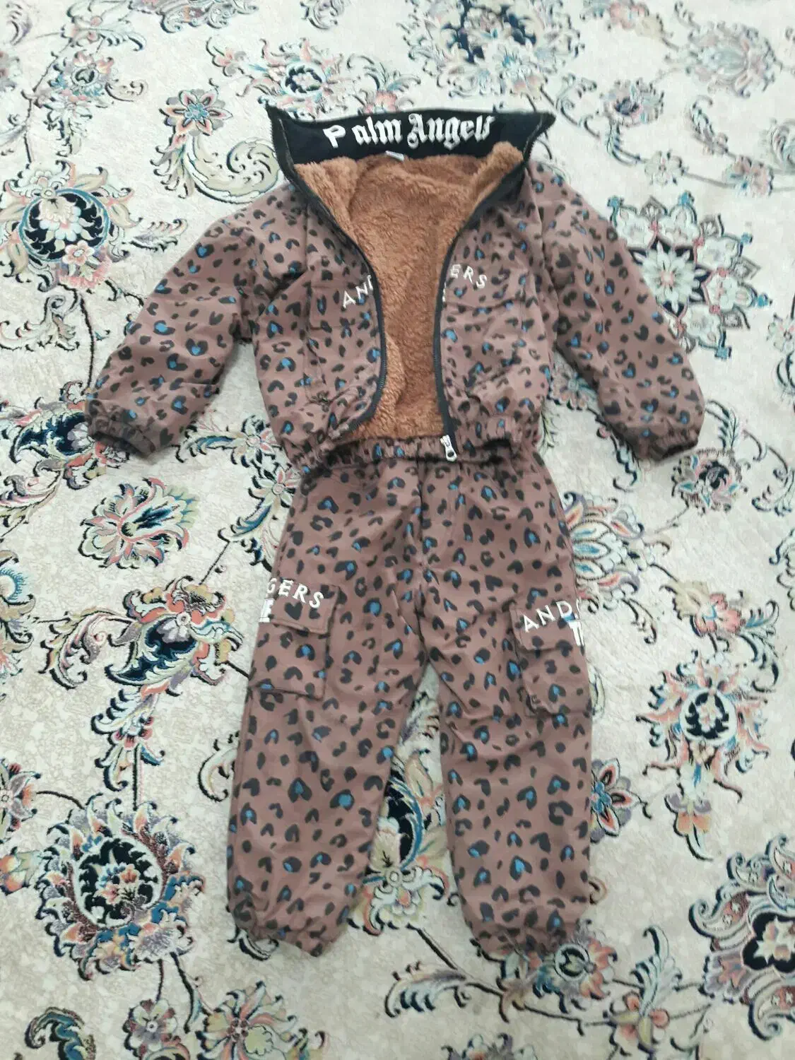 بارانی وکفش|کفش و لباس بچه|ایلام, |دیوار