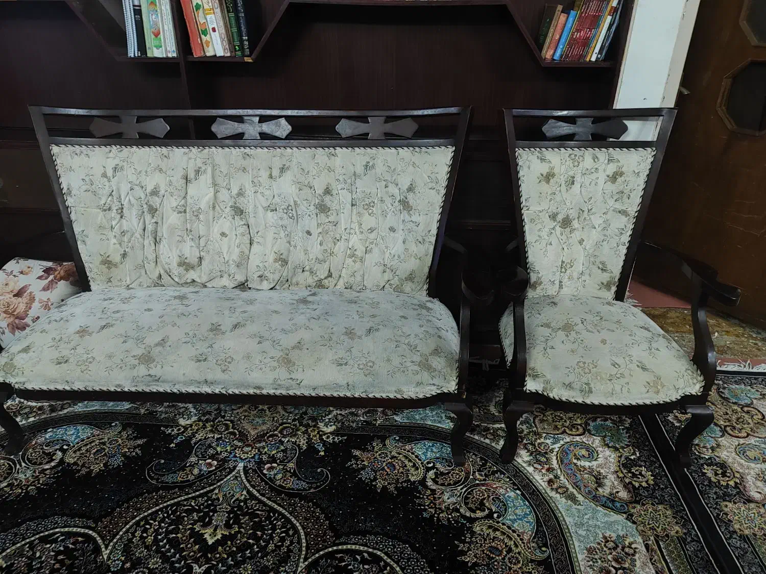 مبل استیل با چوب راش همراه با میز و عسلی7 نفره|مبلمان خانگی و میز عسلی|خوانسار, |دیوار