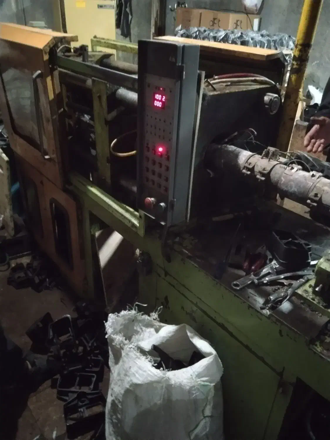 به دو نفر نیرو خانم جهت کار در تزریق نیاز مندیم|استخدام صنعتی، فنی، مهندسی|مشهد, گرجی علیا|دیوار