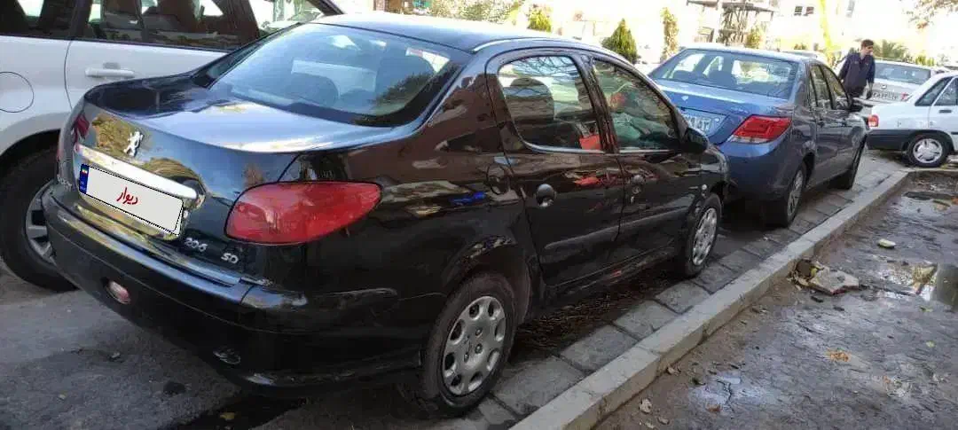 ۲۰۶ مشکی|خودرو سواری و وانت|اصفهان, سروستان|دیوار