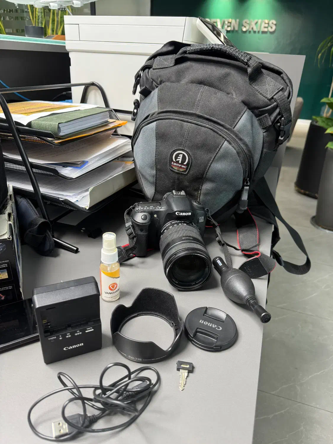 دوربین عکاسی canon|دوربین عکاسی و فیلم‌برداری|تهران, نجات اللهی|دیوار