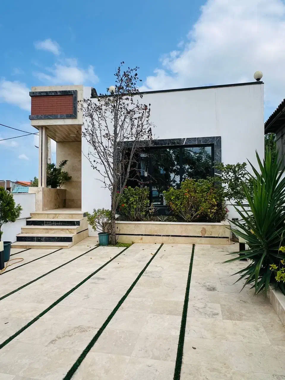 ویلامدرن۱۸۲زمین/۸۰بنا/دوخوابه/باسند/دیدجنگل|فروش خانه و ویلا|ایزدشهر, |دیوار